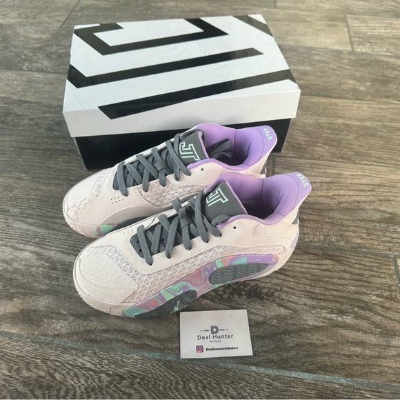 Brand New Jordan Tatum 2 Easter Big Kids Sneakers - Picture 13 of 16